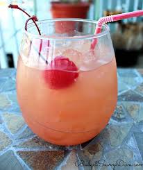 Vodka Orange Juice Cranberry Juice Malibu Rum Mango Cocktail Recipes Ingredients Girly Drinks Yummy Drinks