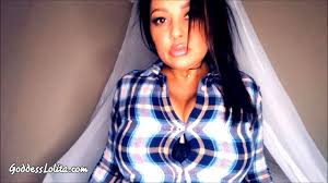 Sieh dir Shirt-busting tits an - Tits, Goddess, Buttons Porn - SpankBang