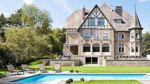 Het razende succes van 'de verhulstjes' is ook rtl niet onopgemerkt gebleven,. De Truc Met De Villa En De Boot Zo Rijk Is Gert Verhulst Ec Het Belang Van Limburg Mobile