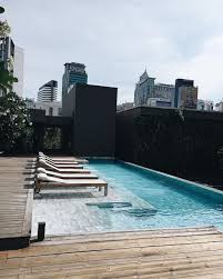 Urban Pool Garden Swimming Pool Pool Outdoor Design