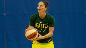 Sue bird has missed the entire wnba season thus far due to knee surgery. Mike Anthony Sue Bird Never Private Just All Grown Up Hartford Courant
