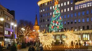 20 diy christmas decor crafts from dollar tree! Covid 19 Mulled Wine Stands Spark Controversy In Cologne News Dw 06 12 2020