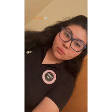 Hello! Aside from grocery stores, who in town sells premade cakes or  slices? TIA