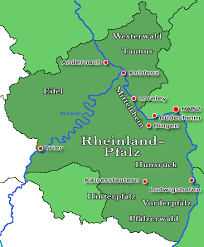 Bei einer größe von etwa 5.300 km2 dürfte sie doch eigentlich kaum zu. Urlaub In Rheinland Pfalz Deutschland Karte Hotel Ferienhaus