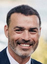 Patrick de Baecque, du Figaro au groupe Coinstar France. Patrick de  Baecque, du Figaro au groupe Coinstar France