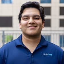 After an incredible 1L summer at Kirkland & Ellis in Dallas, I'm grateful  to announce that I'll be returning next year as a 2L Summer Associate!  Thank you to everyone at KE