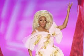 Rupaul's drag race has been going on for 11 regular seasons. Rupaul S Drag Race 12 Things You Didn T See In The Stunning Season Finale