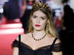 1 day ago · ولكن الأمر الذي لاحظه المعجبون هو عدم ارتداء الليدي كيتي لتاج سبنسر الماسي spencer tiara المميز وإرث عائلتها الخاص، الذي كانت ارتدته والدتها في حفل عام 1989، وعمتها الراحلة الأميرة ديانا عندما تزوجت الأمير تشارلز في عام 1981. 16 Ø­Ù‚Ø§Ø¦Ù‚ Ø£Ù‚Ù„ Ø´Ù‡Ø±Ø© Ø¹Ù† Ø§Ø¨Ù†Ø© Ù„ÙŠØ¯ÙŠ Ø¯ÙŠ Ø§Ù„Ø±Ø§Ø¦Ø¹Ø© ÙƒÙŠØªÙŠ Ø³Ø¨Ù†Ø³Ø± ÙˆØ³Ø§Ø¦Ù„ Ø§Ù„ØªØ±ÙÙŠÙ‡ Ù†ØµØ§Ø¦Ø­ ÙˆÙ…Ø¹Ù„ÙˆÙ…Ø§Øª Ù…ÙÙŠØ¯Ø© Ø­ÙˆÙ„ Ø§Ù„Ø¹Ù„Ø§Ù‚Ø§Øª ÙˆØ§Ù„Ø²ÙˆØ§Ø¬