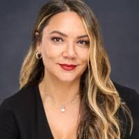 Kay Standifer's Instagram, Twitter & Facebook