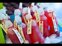 Alice in wonderland theme find all your favorite alice in wonderland themed party supplies here at bulk party supplies! Alice In Wonderland Party Ideas Youtube