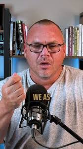 Tina Tedford's Instagram, Twitter & Facebook