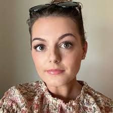 Anna Sass's Instagram, Twitter & Facebook