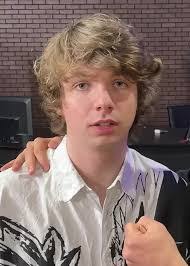 Jacob Karlin's Instagram, Twitter & Facebook