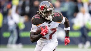 Jones ii will be sidelined for an indefinite period recovering from surgery to put a pin in his. Ronald Jones Fantasy Outlook Still Includes Big Upside Following Lesean Mccoy Signing