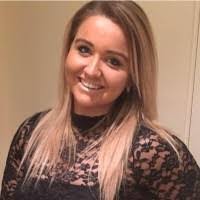 Cassandra Watt's Instagram, Twitter & Facebook