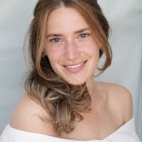 Elicia Jones's Instagram, Twitter & Facebook