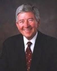 Opelika Mayor Gary Fuller breaks leg in fall