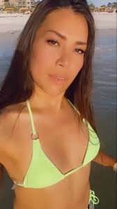 𝕬𝖑𝖎𝖟𝖊 𝕭 𝕽𝖔𝖜𝖊