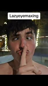 Timothy Worstell's Instagram, Twitter & Facebook