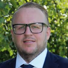 Daniel Draxler-Paier Email & Phone Number