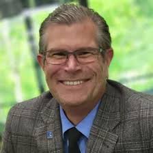 Find Realtors & Real Estate Agents in 49403