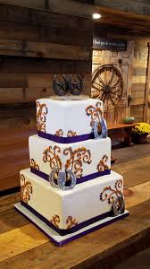 Square Ranch Style Wedding Cake Reposteria