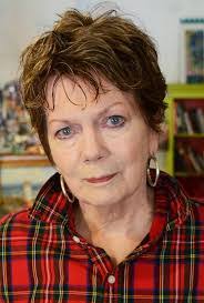 Laura Heyward's Instagram, Twitter & Facebook