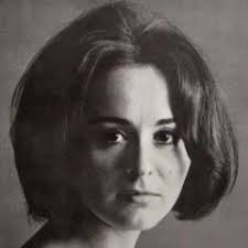 Artist: Marie Casanova