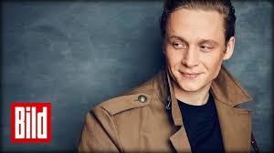 Schweighofer Und Schweiger Kampf Am Set Zu Vier Gegen Die Bank Youtube