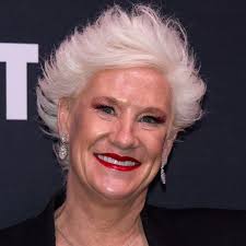 VIDEO] 'Supergirl' Season 4, Episode 1 — Mercy Graves and Otis