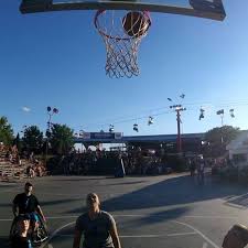 Die spieler gewannen die silbermedaille des turniers und mussten sich damals lediglich den profis des. Mareike Miller Home Facebook