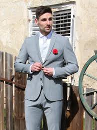Shop cool personalized hochzeitsanzug mann blau with unbelievable discounts. Der Perfekte Hochzeitsanzug Fur Den Brautigam