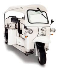 Dies ist bereits ein neueres modell mit elektrostarter und elektrischem scheibenwischer. Tuk Tuk Kaufen Autorikscha Verkaufer Elektro Tuktuk Anbieter