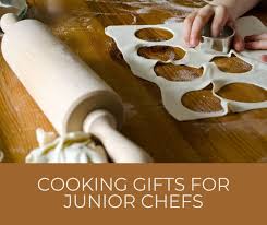 These kitchen gifts are great for holidays, housewarmings, weddings, and more. 17 Cooking Gifts For Junior Chefs Updated Nov 2020 Chef S Pencil