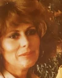 Paula Camp's Instagram, Twitter & Facebook