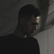 Alex Bober's Instagram, Twitter & Facebook