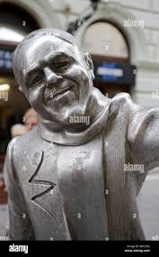 Cavalier bronze hi-res stock photography and images