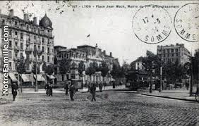 Guests can benefit from airport transfer service and ironing service. Carte Postale Photo Place Jean Mace Mairie Du 7eme Arrondissement De Lyon Vers 1910 Carte Postale Photo Carte Postale Mairie
