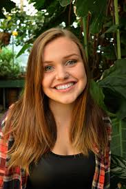 Chloe Curtis Captures