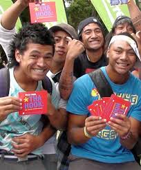 New zealanders, colloquially known as kiwis, are people associated with new zealand, sharing a common history, culture, and language (new zealand english and or māori language). Pacific Island Health Te Ara Encyclopedia Of New Zealand