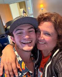 Meet 10 more actors from my upcoming baseball series HEAVY HITTERS: Phil  Blevins is Jordan Vandervalk Brandon Upton is Mark Fanta Russell Muzyczka  is Josh Campbell Ethan Jones is Erik Robinson Ruben