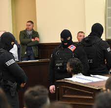 .salah abdeslam, has been shot and arrested by authorities in brussels, following an armed siege a fugitive suspected to have played a key role in the november 13 paris attacks, salah abdeslam. Gericht In Brussel Mutmasslicher Paris Attentater Salah Abdeslam Verurteilt Welt