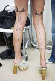 Chanel Spring 2010 Bacak Dovmeleri Dovmeli Kadin Sirt Dovmeleri