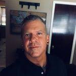 Jesse Jinks's Instagram, Twitter & Facebook