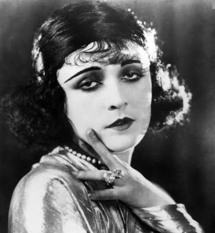 Silents are Golden: What Was The Deal With Silent Film Makeup? | Classic  Movie Hub Blog