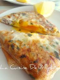 Bricks Au Thon Et Aux Oeufs Recettes De Cuisine Cuisine Cuisine Tunisienne