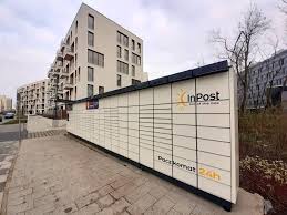 Wg stanu na 11 lutego 2021 operator dysponuje siecią 11000 paczkomatów w całej polsce. Echo Investment Stawia Na Paczkomaty Inpost Echo Investment