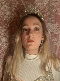 wishing everyone good luck in time and space in 2026 💫🛸💖 #indieartist  #bye2025