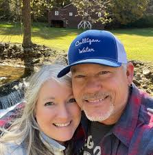 My heart beats for the army. Tell me...