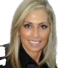 Erica Reich's Instagram, Twitter & Facebook